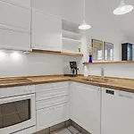 بيت للعطل 3 Bedroom Beautiful In أبينرا