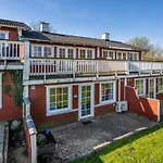 3 Bedroom Beautiful In *