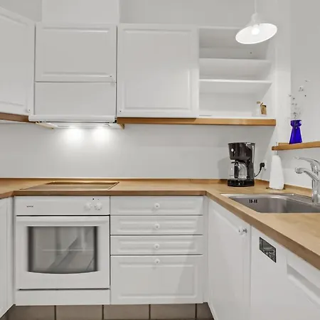 3 Bedroom Beautiful In *